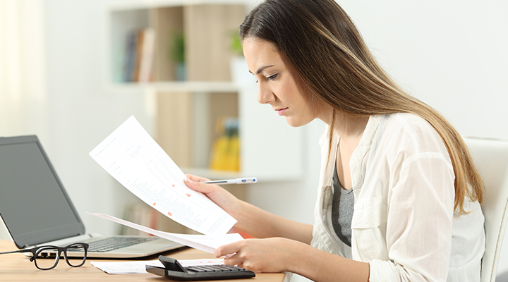 evaluating-dental-plans-720 When it comes to shopping for dental insurance, the options can seem overwhelming. We’ve narrowed down the four elements to keep in mind when evaluating dental plans.